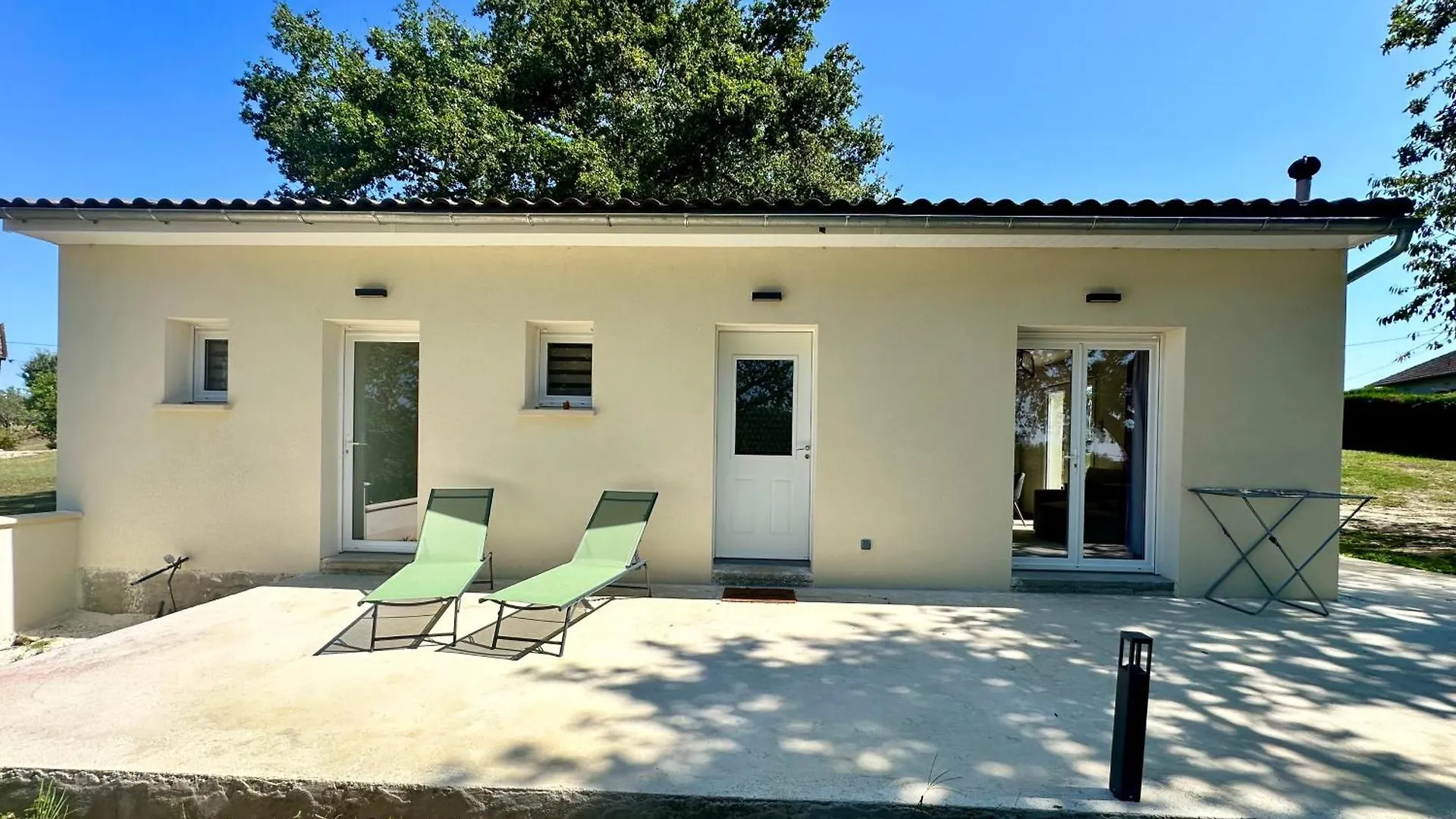 Maison Neuve, Cadre Apaisant,Jacuzzi Et Piscine Planioles 0*,