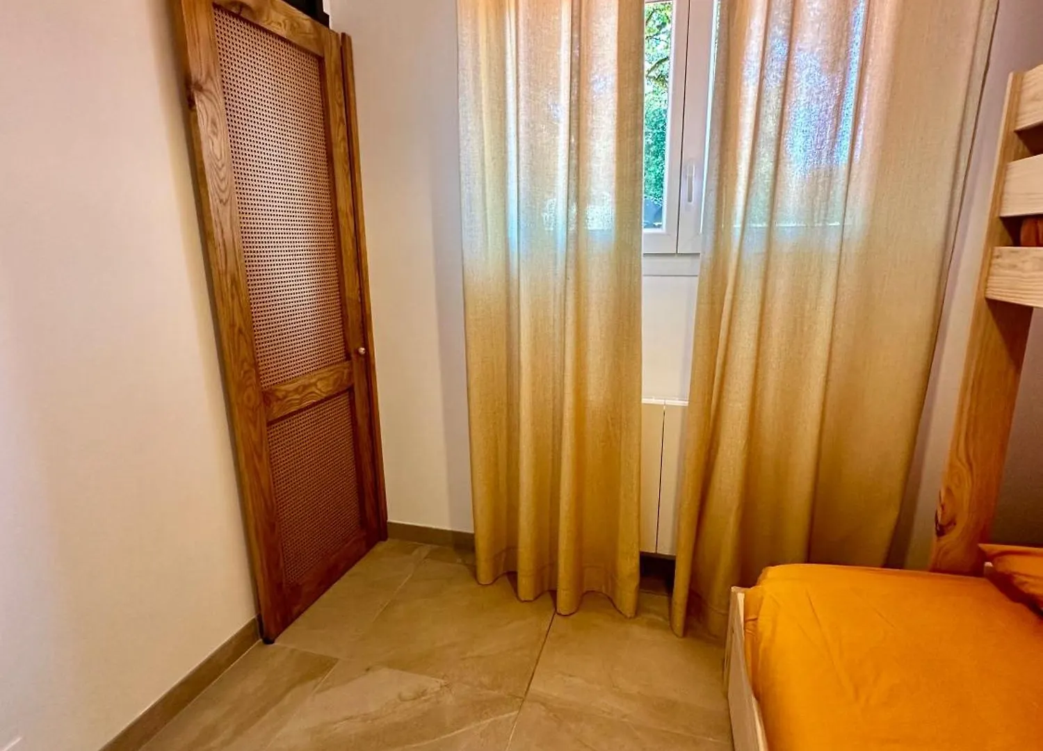 Holiday home Maison Neuve, Cadre Apaisant,Jacuzzi Et Piscine Planioles